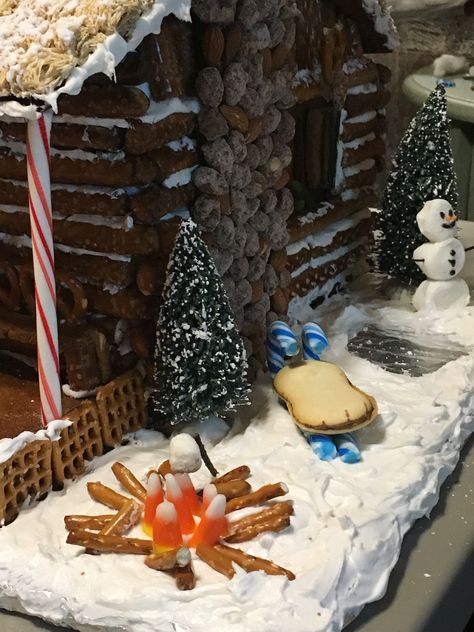 Campsite Gingerbread House, Gingerbread House Mountain, A Frame Cabin Gingerbread House, Gingerbread House Walkway, All Edible Gingerbread House, Natural Gingerbread House, Gingerbread House Fire Pit, Gingerbread House Cabin Ideas, Handmade Gingerbread House