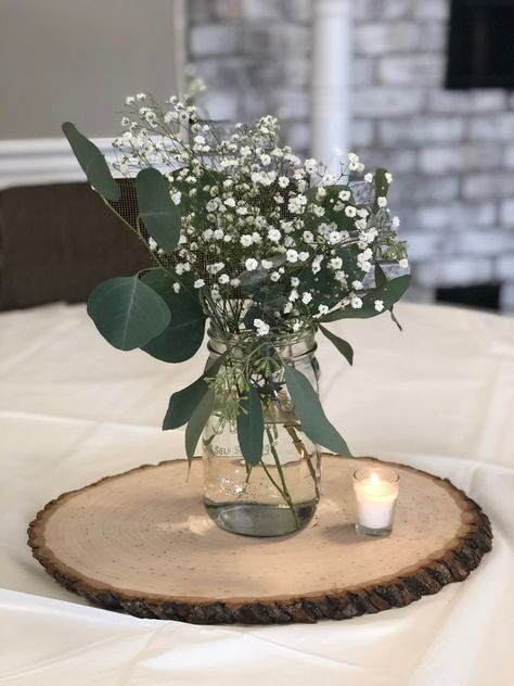 White And Green Bridal Shower Centerpiece, White And Greenery Bridal Shower Ideas, Bridal Shower Table Center, Gold And Greenery Bridal Shower Decor, Bridal Shower Table Decorations Greenery, Bridal Shower Simple Table Decor, Bridal Shower Centerpieces Eucalyptus, Eucalyptus Engagement Party Decor, Rose Gold And Eucalyptus Bridal Shower Decor