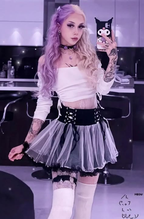 Pastel Punk Aesthetics, Pastel Goth Outfits Aesthetic, Pastel Goth Aesthetic Outfit, Goth Lookbook, Pastel Alt, Pastel Goth Aesthetic, Goth Outfit Ideas, Pastel Goth Outfits, Outfits Pastel