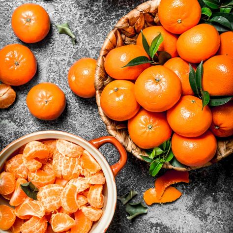 Tangerine Marmalade Recipe - Step by Step Easy Recipe to Make Tangerine Marmalade Recipes, Tangerine Recipes, Turkey Lunch, Lime Basil And Mandarin, Oversized Overalls, Chocolate Orange Cookies, Orange Bandana, Lady Marmalade, Marmalade Recipe