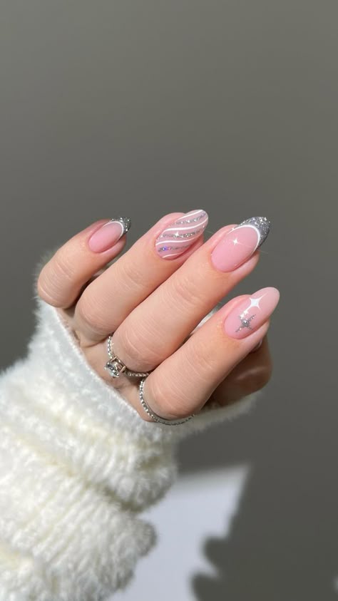 New Years Nails Round, Nails Navidad, 500 Amazon Gift Card, Snow Nails, Beauty Hacks Nails, Nagel Tips, Christmas Gel Nails, October Nails, Simple Gel Nails