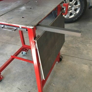 Diy Welding Table, Welding Tables Ideas, Welding Table Diy, Welding Tables, Metal Bending Tools, Metal Ideas, Diy Welding, Metal Bending, Welding Table