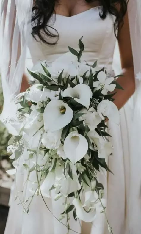 Unique Wedding Bouquet, Greenery Wedding Bouquet, Cascading Bridal Bouquets, Cascading Wedding Bouquets, Greenery Bouquet, Red Bouquet Wedding, Summer Wedding Bouquets, Rustic Wedding Decorations, Bridal Bouquet Flowers