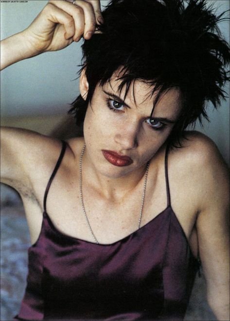 Juliet Lewis, Face Magazine, The Face Magazine, Juliette Lewis, Ellen Von Unwerth, 1990s Fashion, Hair Women, Tumblr Account, Body Hair