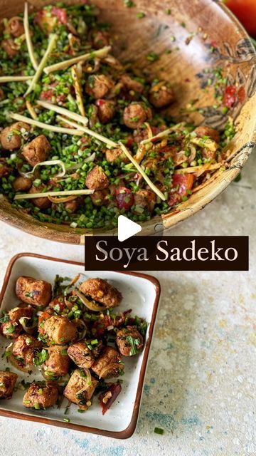 Soya Chunks Salad, Soya Chunks Recipe, Onion Greens, Soya Chunks, Methi Seeds, Ginger Garlic Paste, Tomato Puree, Red Chilli Powder, Mortar Pestle