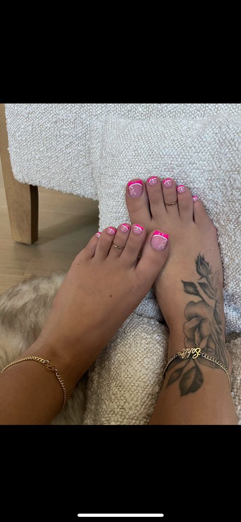 Feet Tattoo Black Women, Tatto On Ankle Woman, Red Foot Tattoos For Women, 2002 Ankle Tattoo, Feminine Tattoo Spots, Foot Tattoo Stencils For Women, Woman’s Ankle Tattoo, Ankle Tattoos Black Women, Baddie Thigh Tattoos Side