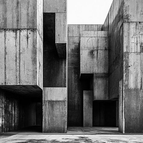 #architecture #jfdupuis #brutalistarchitecture Brutalist Architecture Photography, Brutalist Architecture Aesthetic, Edgy Architecture, Frida Core, Brutalism Aesthetic, Soviet Brutalism, Brutalism Interior, Black Architecture, Great Architecture