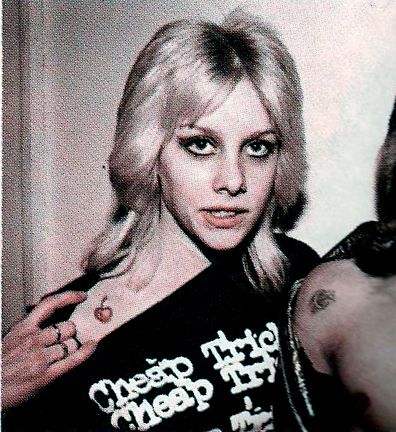 cherie currie and her signiture "Cherry Bomb" tattoo! So named after her most famous song which Joan Jett co-wrote for her interview with the band! Cherrie Currie, Joan Jett The Runaways, Cherie Currie, The Runaways, Riot Grrrl, Joan Jett, Cherry Bomb, Rock Roll, Punk Rock