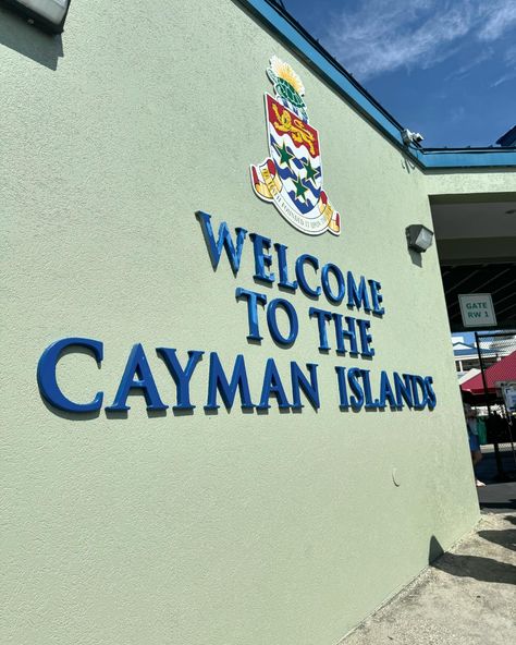 🌴🌊🐚 Just had the most incredible adventure in Grand Cayman Island with Sania! 🐢🌞 From the good vibes of the tropical oasis to sailing out on a boat to swim with the stingrays, it was an absolutely picturesque, remarkable, and unforgettable experience! 🌅🚤 We enjoyed every moment and can’t wait to return to the island in the near future! 🏝️🌺 . . . #grandcaymanisland #caymanislands #grandcayman #grandcaymanislands #cayman #caymankind #caymanlife #caymanisland #caymanian #thecaymanislands #islan... Islands Aesthetic, Grand Cayman Islands, Online Vision Board, Grand Cayman Island, Birthday Cruise, Cayman Island, Dream Vacation Spots, 26th Birthday, Tropical Oasis