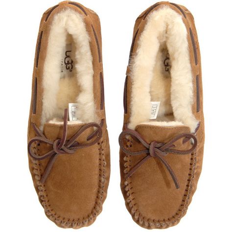 Ugg Dakota Chestnut Furred Leather Moccasins ($115) ❤ liked on Polyvore Uggs Women, Ugg Bailey Boots, Brown Flat Shoes, Ugg Snow Boots, Uggs With Bows, Ugg Boots Sale, Uggs Moccasins, Ugg Outlet, Ugg Dakota