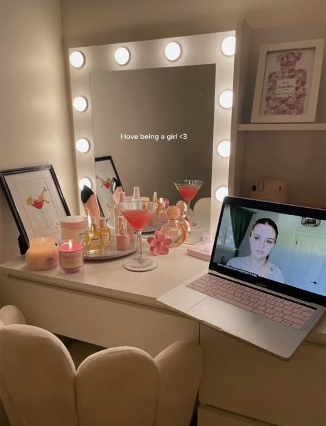 Aesthetic Vanity, Makeup Vanity Mirror With Lights, Hollywood Makeup Mirror, Vanity Mirror With Lights, Hollywood Makeup, Makeup Vanity Mirror, Just Chill, Vanity Makeup, Girly Room