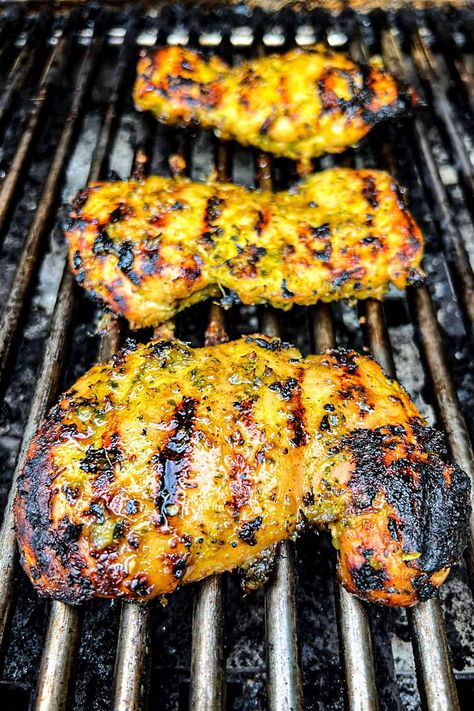 Thai Barbecue Chicken, Thai Chicken Seasoning, Bbq Thai Chicken, Curry Grilled Chicken, Thai Chicken Marinade Recipes, Spicy Coconut Grilled Chicken, Thai Chicken Breast Recipes, Thai Grilled Chicken Recipes, Thai Chicken Thigh Recipes