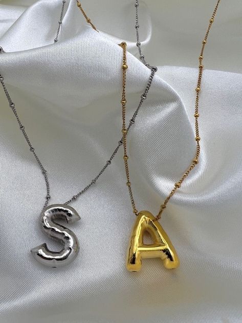 Letters Chain Necklace, Soap Perfume, Pinterest Predicts, Pinterest Jewelry, Hair Cleaning, Perfume Lotion, Letter Jewelry, Gold Filled Necklace, Casual Jewelry