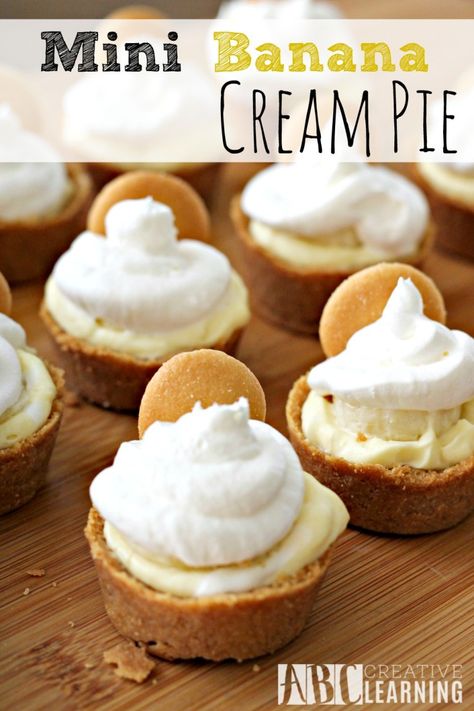 Check out these easy and delicious Mini Banana Cream Pie Recipe! Perfect for your Minions themed movie night and birthday party celebration! - simplytodaylife.com Minions Movie Night, Mini Banana Cream Pie, Easy Banana Cream Pie Recipe, Easy Banana Cream Pie, Banana Party, Mini Pie Recipes, Mini Cupcake Pan, Banana Cream Pie Recipe, Mini Bananas