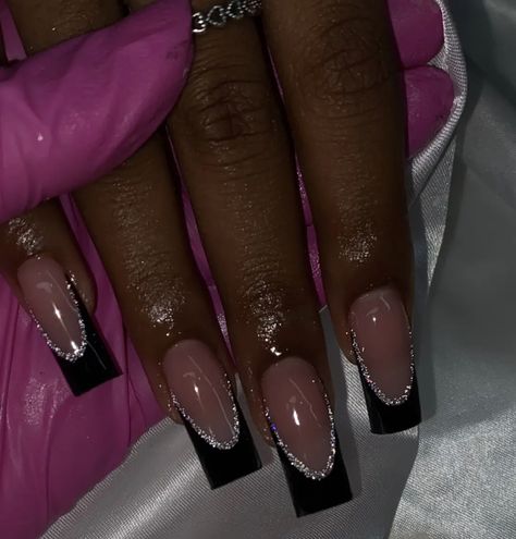 Nail Inspo Baddie, Black Acrylic Nail Designs, Black Acrylic Nails, Long Acrylic Nail Designs, 1000 Followers, Nails Cute, Baddie Nails, Colored Acrylic Nails, Girly Acrylic Nails