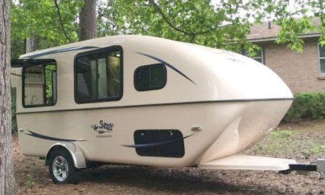 Snoozy-2 Camper |Fiberglass Travel Trailers Unique Camping Ideas, Small Rv Trailers, Small Rv Campers, Tiny Camper Trailer, Fiberglass Camper, Pop Up Camper Trailer, Small Trailers, Small Camper Trailers, Small Camping Trailer