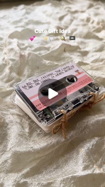 Nirali Shah on Instagram: "Used an actual cassette this time!😭🎧✨💕" Things To Do For Your Girlfriend Diy, Cute Girlfriend Gift Ideas, Gifts To Make Your Girlfriend, Diy Gifts For Girlfriend Creative, Diy Presents For Girlfriend, Diy Gift Ideas For Girlfriend, Nirali Shah, Crafts For Girlfriend, Bedroom Planning