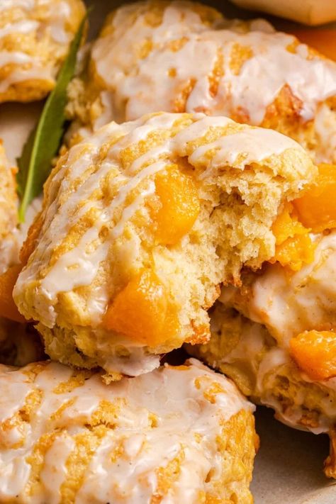 Bourbon Icing, Bourbon Frosting, Buttermilk Scone, Buttermilk Scone Recipe, Peach Scones, Scones Recipe Easy, The Bakery, Peach Recipe, Scone Recipe