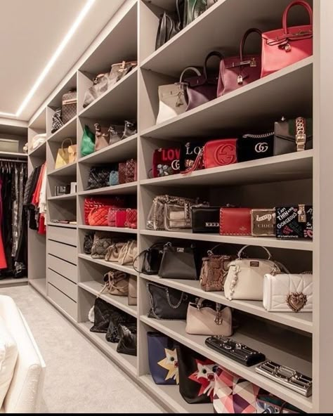 Bag Closet, Dressing Room Closet, Dream Closet Design, Walk In Closet Design, Purse Storage, Luxury Closets Design, Wardrobe Room, Closet Decor, Bedroom Closet Design