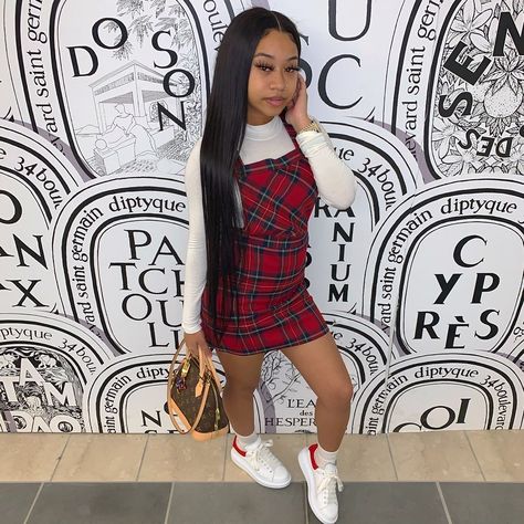 THE REAL BLASIAN🇨🇳 on Instagram: “Got a bad bih with me she a Barbie 💋” Birthday Outfit For Teens, Straight Human Hair Wigs, Alexander Mcqueens, Mcqueen Shoes, Teenage Outfits, Boujee Outfits, Cute Birthday Outfits, Birthday Outfits