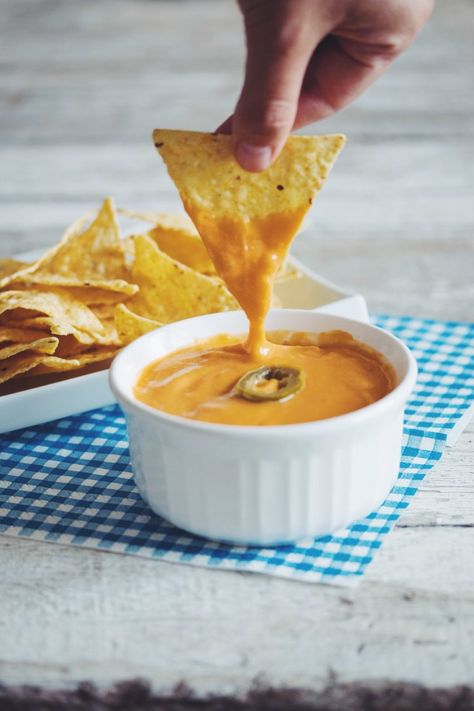 Vegan Vitamix Recipes, Vegan Nacho Cheese, Hot For Food, Cheese Sauces, Vegan Nachos Cheese, Vegan Dips, Vegan Nachos, Nacho Cheese Sauce, Vegan Cheese Sauce