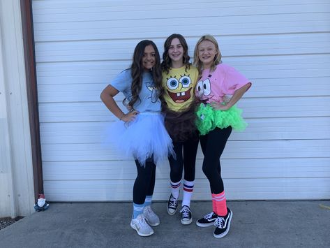 Teenage Halloween Costumes, Trio Costumes, Cute Group Halloween Costumes, Halloween Costumes For Teens Girls, Classy Halloween Costumes, Bff Halloween Costumes, Best Friend Halloween Costumes, Trio Halloween Costumes, Halloween Costumes For 3