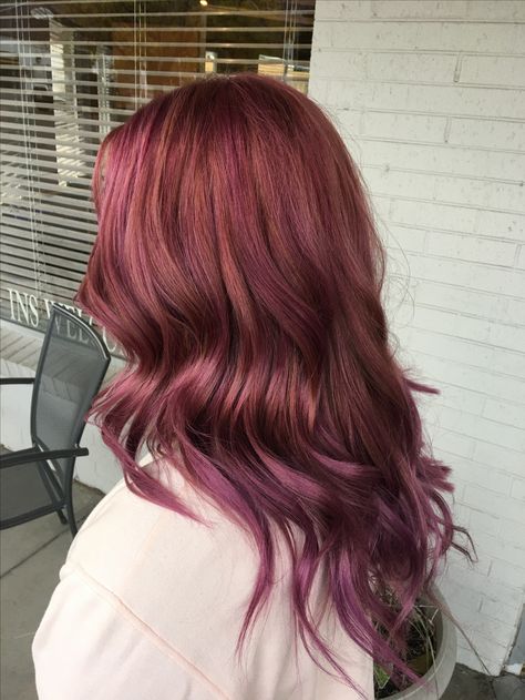 Muted Magenta Hair, Brown Magenta Hair, Dark Muted Pink Hair, Fall Pink Hair, Ombre Hair Dark Roots, Ombre Hair Dark, Raspberry Hair, Dark Ombre Hair, Hidden Hair Color