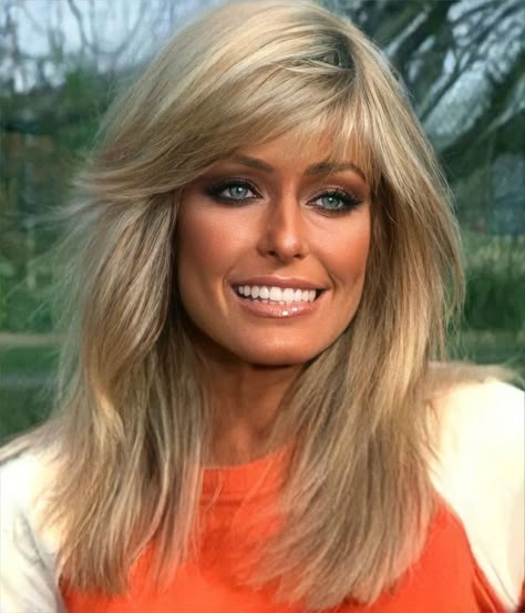 Farah Faucet Hair, 70s Farrah Fawcett Hair, Fara Fawcett Hair, Modern Farrah Fawcett Hair, Farrah Fawcett 70s, Farah Fawcett Hair, Farrah Fawcett Hair, Fawcett Hair, Aesthetic Surgeon