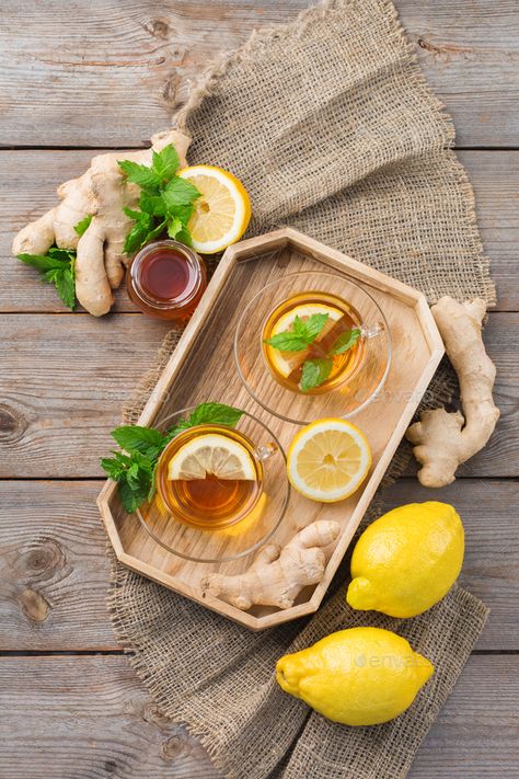 Serving Bowls Ideas, Tea Moodboard, Tea With Lemon, Lemon And Honey, Honey Breakfast, Honey Photography, Winter Tea, Honey Tea, Natural Teas