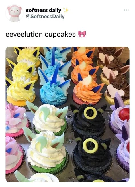 Pokemon Cupcakes, Pokemon Food, Pokémon Birthday, Pokémon Party, Anime Cake, Pokemon Cake, Pokemon Birthday Party, Eevee Evolutions, Pokemon Party