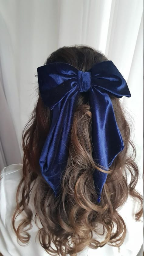 Zoya Nazyalensky, White Hair Accessory, Blue Hair Accessories, Dark Blue Hair, Victorian Hairstyles, Hair Bow Tutorial, Hollywood Hair, Bow Hairstyle, Yule Ball