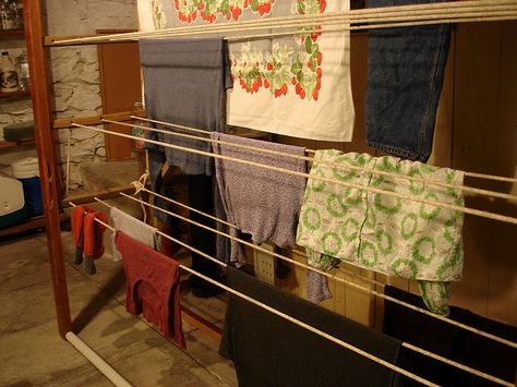 by beauty that moves, via Flickr Drying Rack Drawer, Line Drying Clothes, Diy Clothes Drying Rack, Indoor Clothes Lines, Diy Clothesline, Clothesline Ideas, Clothesline Diy, Drying Laundry, Indoor Drying