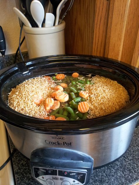 Make Your Own Dog Food, Dog Food Recipes Crockpot, Make Dog Food, Diy Dog Food, Dog Food Treats, Healthy Dog Food, Hundred Acre Woods, Doggie Treats, Food Dog