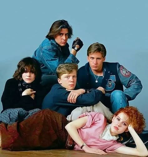 Breakfast Club Photoshoot, Breakfast Club Dance, Judd Nelson Breakfast Club, Bender The Breakfast Club, The Breakfast Club Aesthetic, Bound Movie, Breakfast Club Cast, John Hughes Films, Breakfast Club Movie