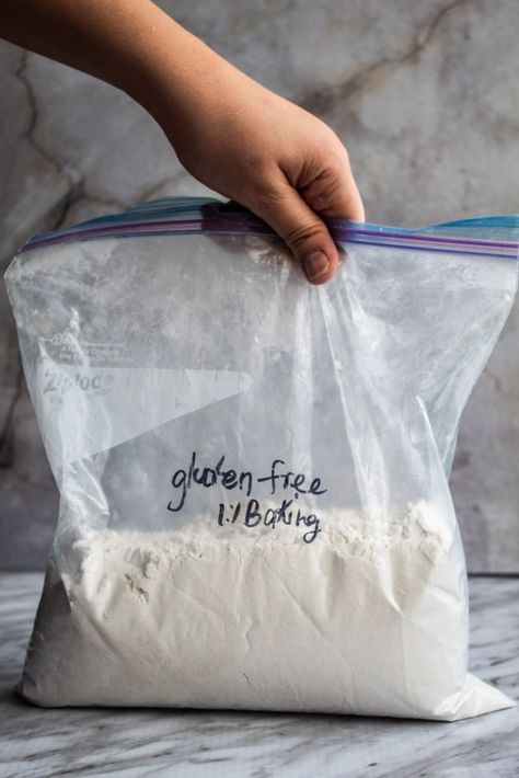 Gluten Free 1:1 Baking Flour Blend - Off The Wheaten Path Corn Flour Recipes, All Purpose Flour Recipes, Gluten Free Bread Flour, Baking Recipes Easy, Glutenfree Bread, Gluten Free Flour Recipe, Yummy Baked Goods, Plant Paradox Diet, Gf Df Recipes