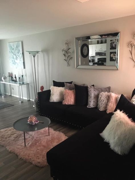 Pink Black Gray Living Room, Black Pink Gray Living Room, Cute Tiny Apartment Ideas, Black White And Pink Apartment, Black Gray And Pink Living Room, Apartment Living Room Ideas For Women, Black White And Pink Living Room, Black And Pink Apartment, Pink And Black Living Room Ideas