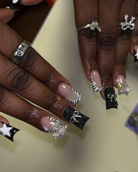 Rockstar life style might not make itttt🎸🤘🏾🖤 #ducknails #nailtech #jacksonmsnailtech #blacknails #explorepage #whitenails Diy Black Nails, Rockstar Nails Acrylic, Zodiac Nail Designs, Zodiac Nails, Nail Ideas Tips, Rockstar Nails, Bday Nails, Duck Nails, White Nail Designs