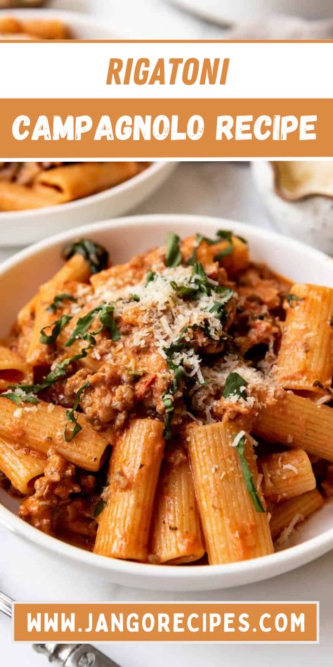 If you are a fan of pasta and no meal is complete without pasta, then this mouth-watering Rigatoni Campagnolo recipe is just for you. Rigatoni Recipes, Canning Whole Tomatoes, Rigatoni Pasta, Food Advice, Italian Spices, Yummy Meals, Tasty Pasta, Sausage Pasta, How To Cook Sausage