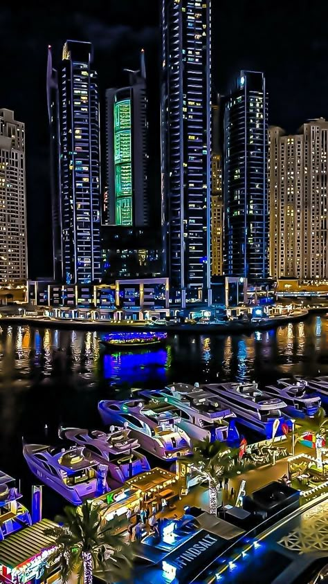 Luxurious Shopping, City View Night, Dubai Trip, Travel Dubai, Dubai Architecture, Luxe Auto's, Dubai Vacation, Dubai Lifestyle, Dubai Aesthetic