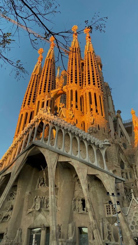 Romantic travel destinations Barcelona Museums, Barcelona Museum, Barceloneta Beach, Parc Guell, Spain Aesthetic, Air Museum, Amalfi Coast Italy, Barcelona Travel, Dream Travel Destinations