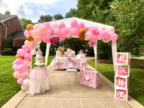 Outside Tent Decorations, Drive Thru Baby Shower Ideas, Simple Baby Shower Ideas Girl, Baby Shower Decorations Outdoor, Drive By Baby Shower Ideas, Park Baby Shower Ideas, Outdoor Baby Shower Ideas, Valentines Baby Shower Ideas, Baby Shower Girl Diy