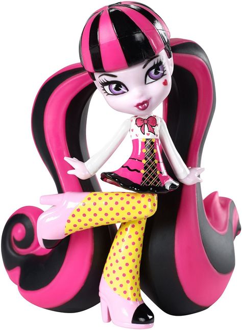 Gacha Character Design, Monster High Toys, Pink Heart Jewelry, New Monster High, Monster High Collection, Monster High Draculaura, Custom Monster High Dolls, Moster High, Pink Highlights