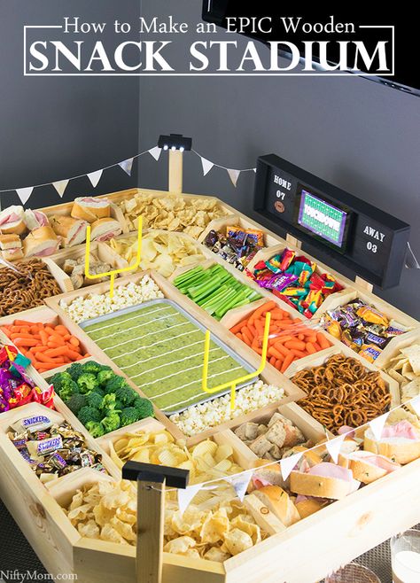 Super Bowl Snack Stadium, Diy Super Bowl, Snack Stadium, Easy Super Bowl, Super Bowl Decorations, Football Party Foods, Bowl Party Food, Fingerfood Party, Football Snacks