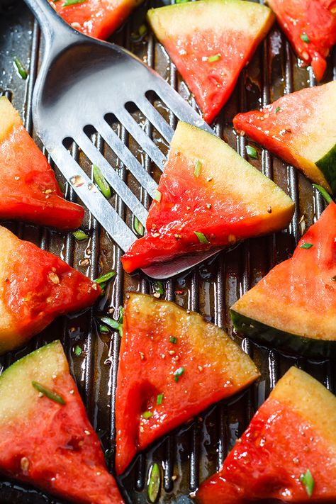 Take you summer grilling to a whole new level by turning watermelon into something new and delicious! Grilled Watermelon Recipes, Honey Balsamic Glaze, Grilled Vegetable Recipes, Watermelon Recipe, Grilled Watermelon, Bbq Recipes Grill, Easy Labor, Honey Balsamic, Grilled Fruit