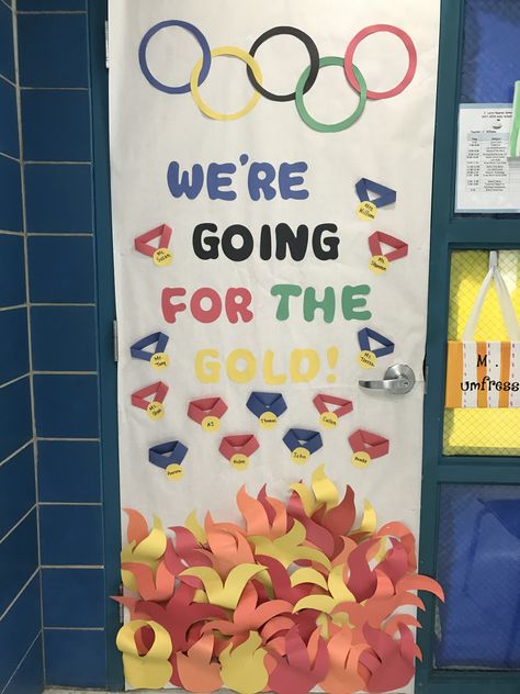 Special Olympics classroom door Summer Olympics Preschool, Summer Olympics Crafts, Olympic Sign, Vbs Olympics, Preschool Olympics, Lego Police Station, Olympics Decorations, Publix Supermarket, Teacher Appreciation Doors