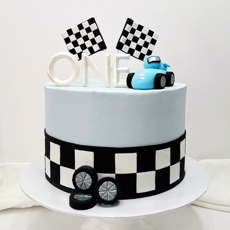 Racing Theme Birthday Cake, First Birthday Party Car Theme, 2 Fast Birthday Cake Ideas, Two Fast 2 Curious Birthday Cake, Race Car Theme Birthday Cake, Fast One Birthday Party Theme Cake, Wheels First Birthday Party, Fast One Cake Smash, Race Car 1st Birthday Cake