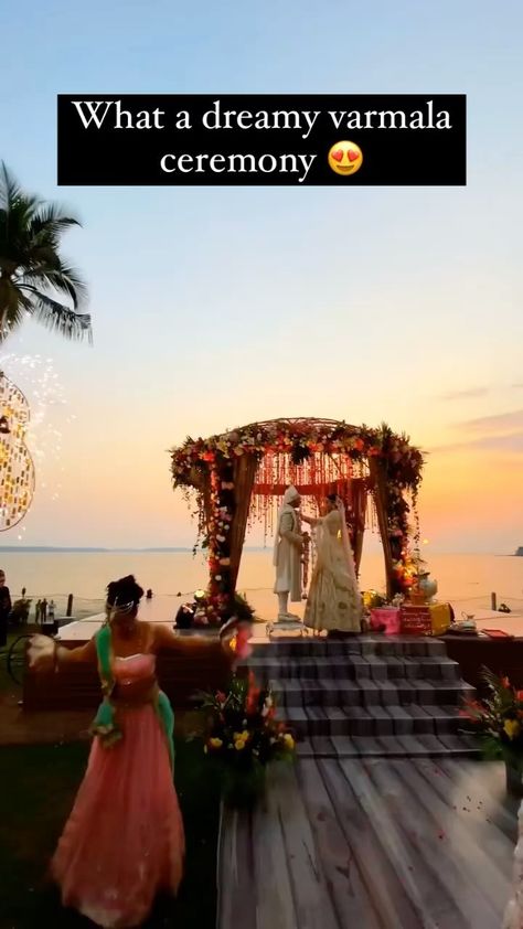 wedlookmagazine on Instagram: It couldn’t get more dreamy than this😍😍 . . . #wedlook #wedding #indianwedding #weddinginspiration #bride #bridesmaids #bridalmakeup… Jashne Bahara, Wedding Theme Indian, Jaimala Theme, Indian Wedding Songs, Royal Indian Wedding, Indian Wedding Theme, Bride Entry, Bridal Songs, Video Wedding