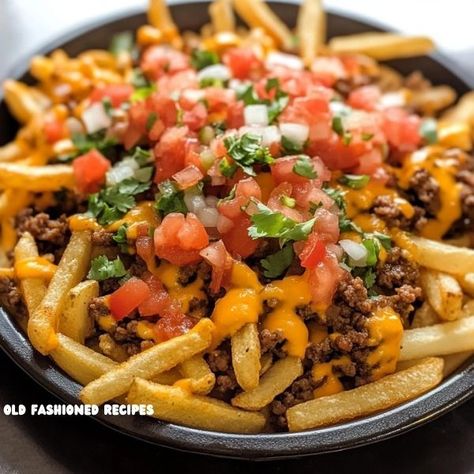 Ingredients: 1 lb Ore-Ida Extra Crispy Frozen Fast Food Fries Vegetable Oil for Frying... Nacho Fries Recipe, Taco Bell Nacho Fries, Spicy Cheese Sauce, Nachos Fries, Fries Nachos, Loaded Fries Recipe, Food Fries, Nacho Fries, Ore Ida