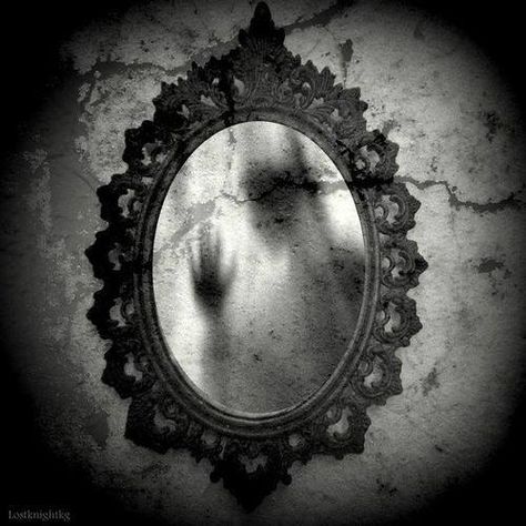 Gothic Setting, Halloween Witchcraft, Dark Mirror, Seashell Mirror, Shell Mirror, Mirror Crafts, Dark Images, Mirror Painting, Through The Looking Glass