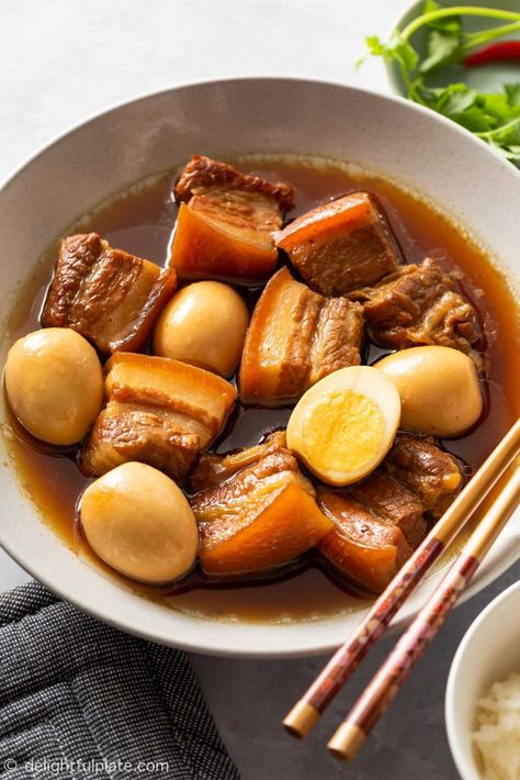 Vietnamese Thit Kho, Thit Kho Trung, Authentic Vietnamese Food, Vietnamese Pork Belly Recipes, Authentic Vietnamese Recipes, Vietnamese Food Photography, Vietnamese Recipes Authentic, Vietnamese Pork Belly, Thit Kho Recipe